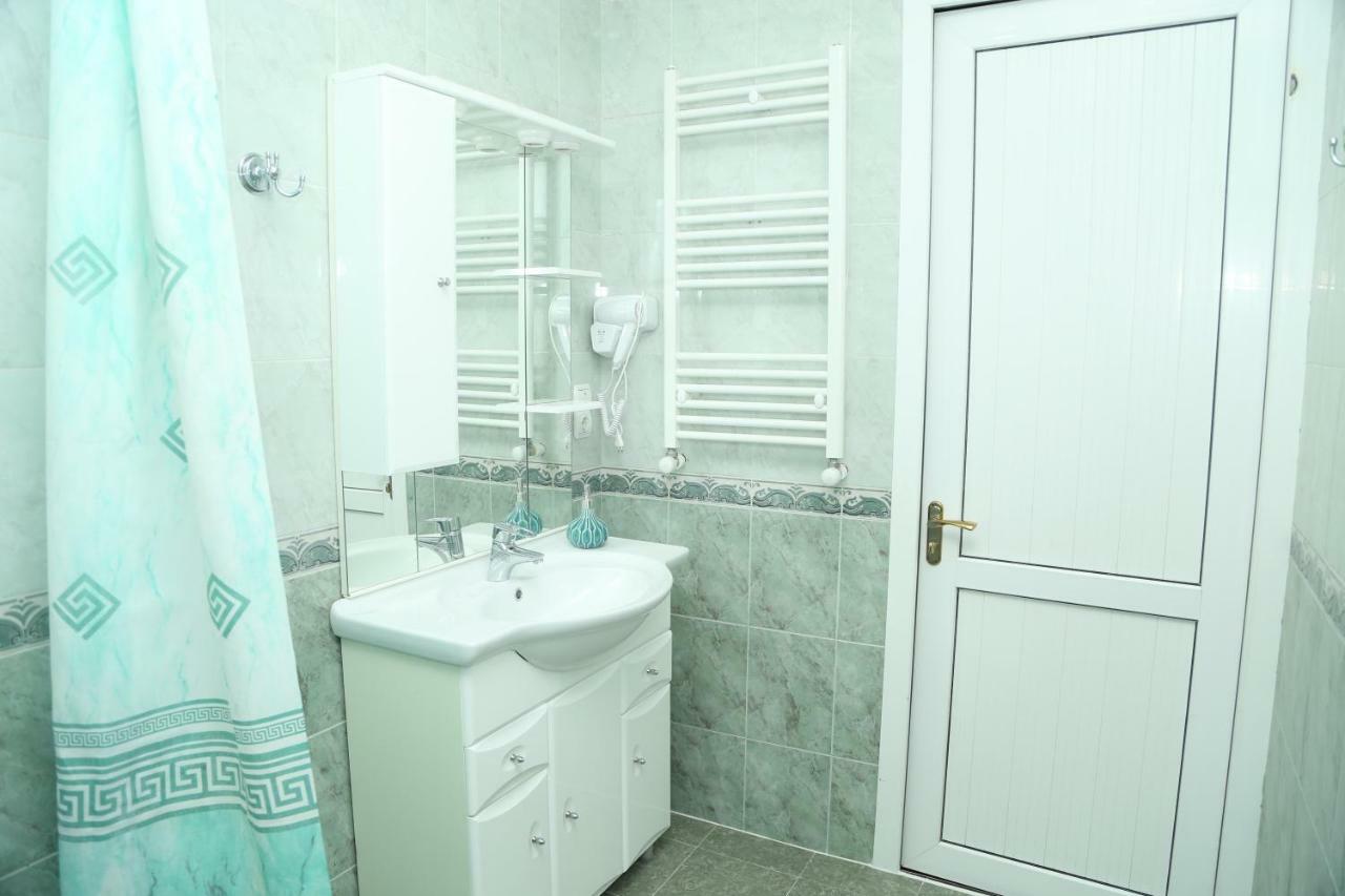 Apartments City On The Palm Tbilisi ภายนอก รูปภาพ