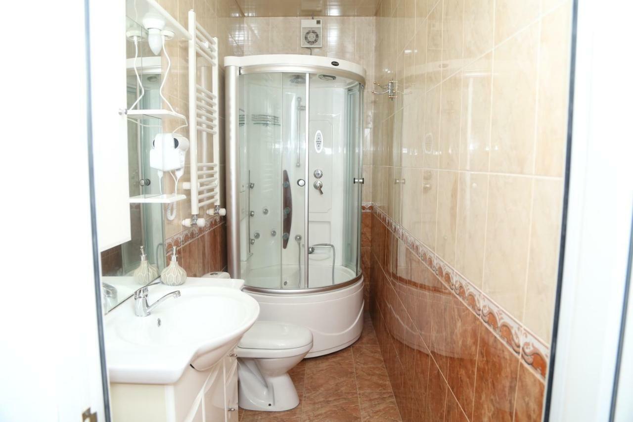 Apartments City On The Palm Tbilisi ภายนอก รูปภาพ