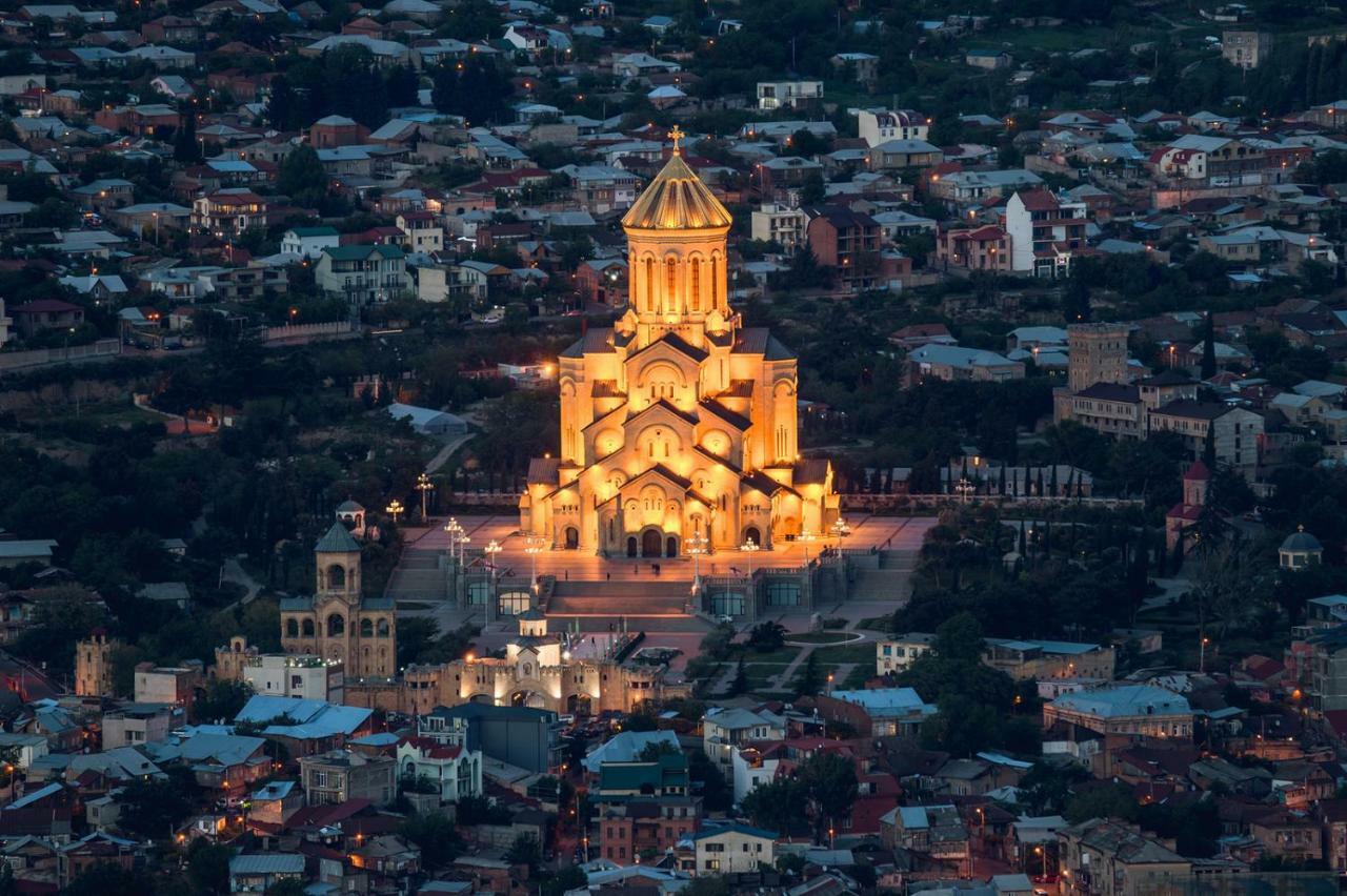 Apartments City On The Palm Tbilisi ภายนอก รูปภาพ
